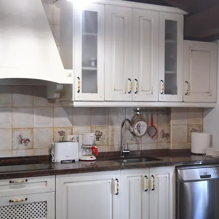 El Capricho Kır Evi